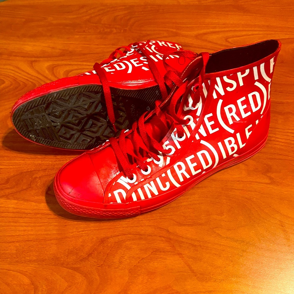 Red High-Top Shoes - Picture 4 of 7